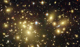 Kleines Foto zeigt den Galaxienhaufen mit der Bezeichnung Abell 1689